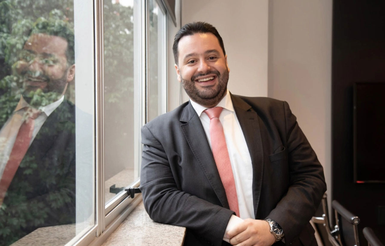 Fotografia de Miguel Marzinetti, sócio-fundador da Marzinetti Bedetti Advogados